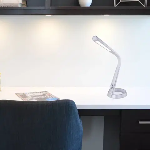Stolové lampy na písací stôl Globo Stolná LED lampa Mitti pripoj. USB striebro/biela