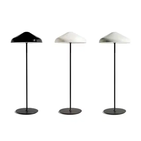 Stojacie lampy HAY Dizajnová stojacia lampa HAY Pao, krémovo biela