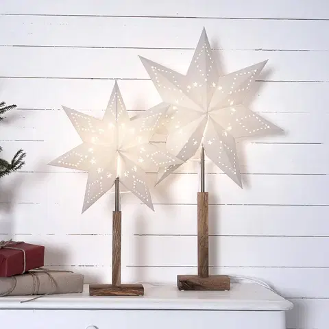 Vianočné svetelné hviezdy STAR TRADING Karo – stojaca deko lampa s hviezdnym vzorom 55 cm