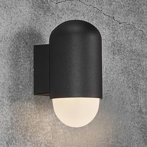 Vonkajšie nástenné svietidlá Nordlux Vonkajšie nástenné svietidlo Heka, čierne, hliník, výška 21,6 cm