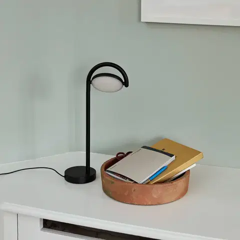 Stolové lampy HAY HAY Marselis stolová LED lampa nastaviteľná čierna