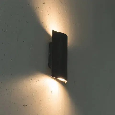 Vonkajšie nástenné svietidlá Heitronic Vonkajšie nástenné LED svietidlo Laola