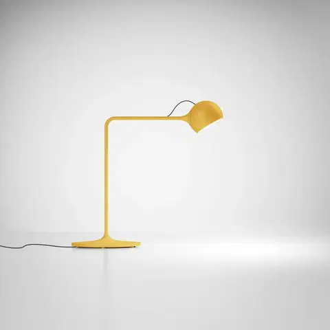 Stolové lampy Artemide Artemide Ixa stolová LED lampa, žltá