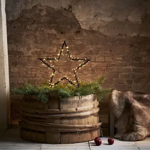 Vianočné svetelné hviezdy STAR TRADING Dekoračná LED lampa Spiky s hrotmi do zeme, 60 cm