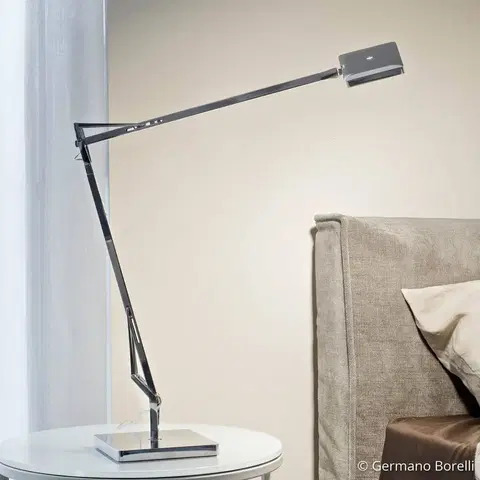 Stolové lampy FLOS FLOS Kelvin Edge LED lampa na písací stôl antracit